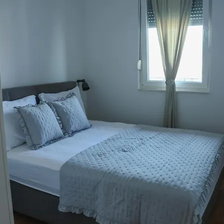 Appartamento Modern Escape With Garage Spalato