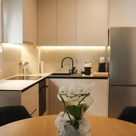 Appartamento Modern Escape With Garage *